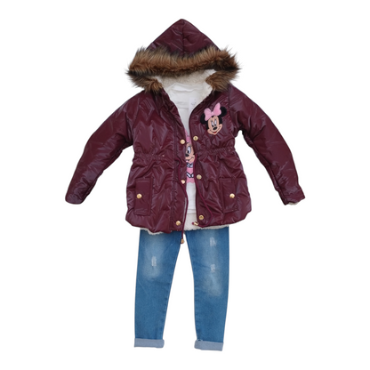 Chamarra con capucha para niña, conjunto con  blusa y pantalón de mezclilla